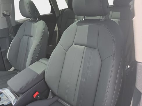 Certified 2025 Audi Q5 Premium w/ Convenience Package AWD/4WD image 20
