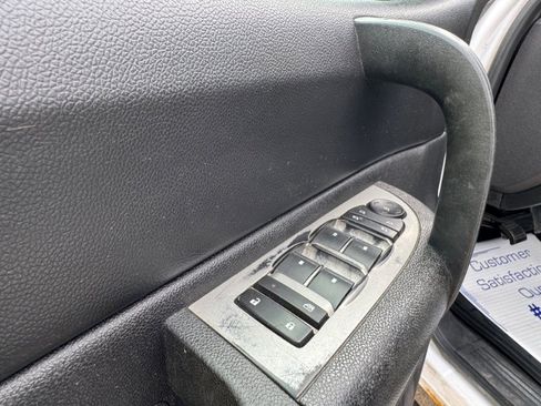 Used 2009 Chevrolet Silverado 2500 LT w/ Exterior Plus Package image 7