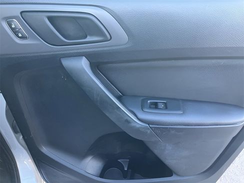 Used 2019 Ford Ranger XL w/ Equipment Group 101A Mid image 17