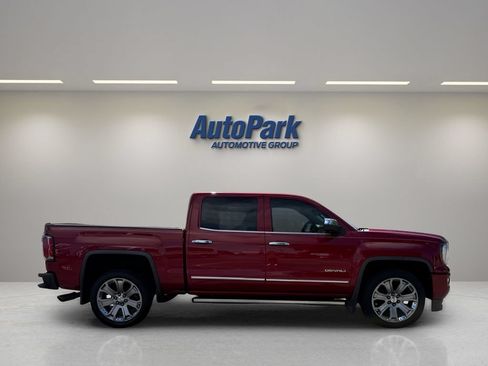 Used 2018 GMC Sierra 1500 Denali w/ Denali Ultimate Package AWD/4WD image 9