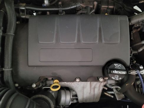 Used 2021 Buick Encore Preferred image 30