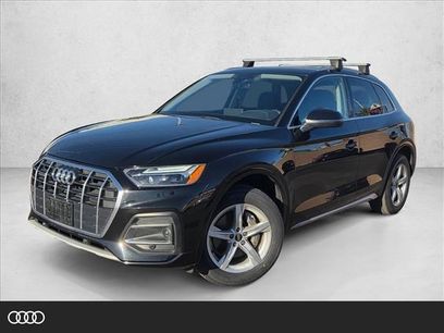 Used 2023 Audi Q5 Premium w/ Convenience Package