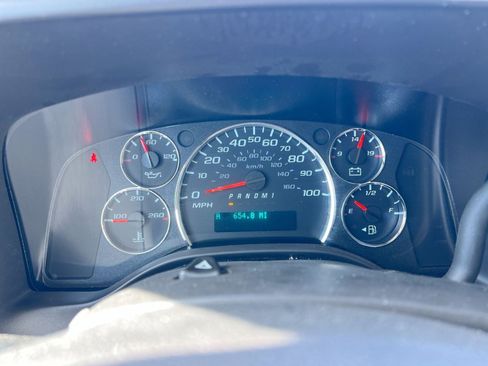 New 2025 GMC Savana 3500 w/ Power Convenience Package image 12