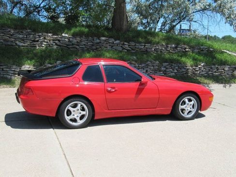 Used 1995 Porsche 968 Coupe RWD image 4