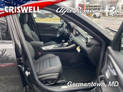 New 2024 Alfa Romeo Tonale Veloce image 38