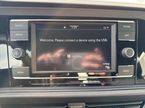 Certified 2021 Volkswagen Jetta R-Line image 21