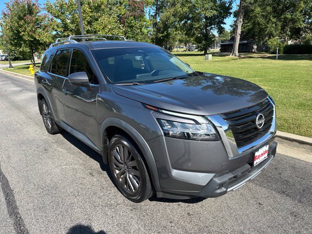 Used 2024 Nissan Pathfinder SL w/ SL Premium Package AWD/4WD image 26