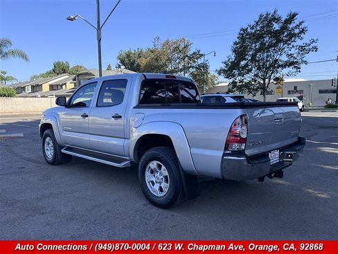 Used 2012 Toyota Tacoma PreRunner w/ SR5 Pkg RWD image 4