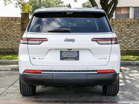 Used 2021 Jeep Grand Cherokee L Limited w/ Luxury Tech Group II image 19