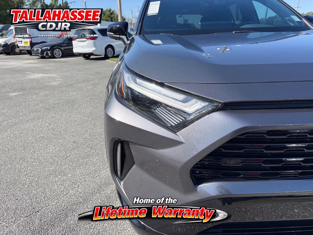 Used 2023 Toyota RAV4 XSE AWD/4WD image 15