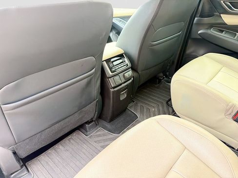 Used 2019 Subaru Ascent Limited w/ Popular Package #3 AWD/4WD image 23