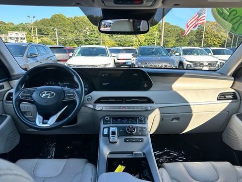 Used 2022 Hyundai Palisade SEL w/ 8P Bench Seat Package image 13