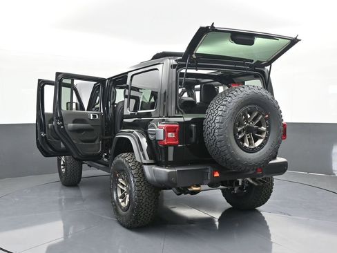 Used 2025 Jeep Wrangler Unlimited Rubicon 392 image 79