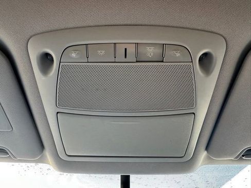 Used 2015 Nissan Rogue SV w/ SV Premium Package image 35