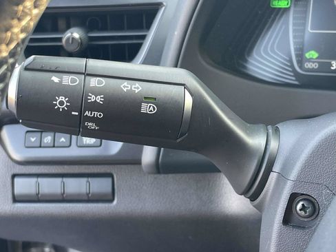 Used 2022 Lexus UX 250h w/ Premium Package AWD/4WD image 24