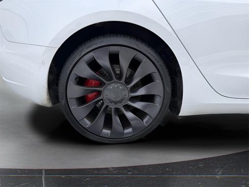 Used 2021 Tesla Model 3 Performance image 12