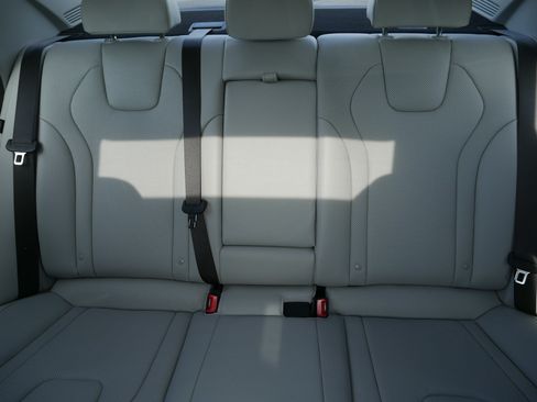 Certified 2026 Hyundai Elantra Limited FWD image 13