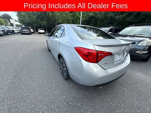 Used 2017 Toyota Corolla SE w/ Carpet Mat Package (TMS) FWD image 8