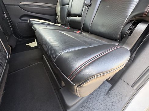 Used 2024 Dodge Durango GT AWD/4WD image 21