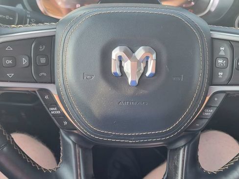 Used 2025 RAM 1500 Tungsten AWD/4WD image 16