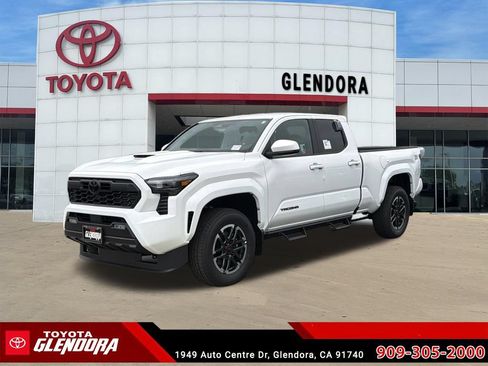 New 2026 Toyota Tacoma TRD Sport AWD/4WD image 5
