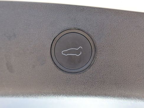 Used 2023 Tesla Model 3 Standard Range RWD image 21