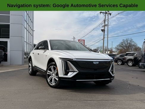 Used 2024 Cadillac Lyriq Tech AWD/4WD image 1
