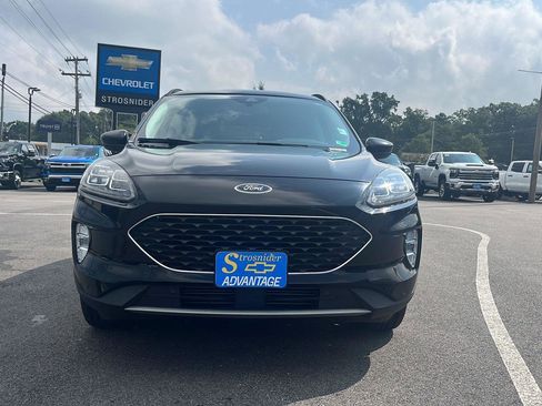 Used 2022 Ford Escape Titanium image 13