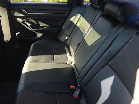 Used 2020 Honda Accord Sport image 14