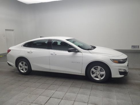 Used 2024 Chevrolet Malibu LS FWD image 11