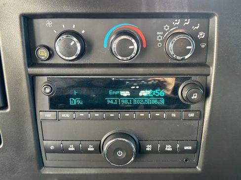 Used 2024 GMC Savana 2500 w/ Driver Convenience Package image 27
