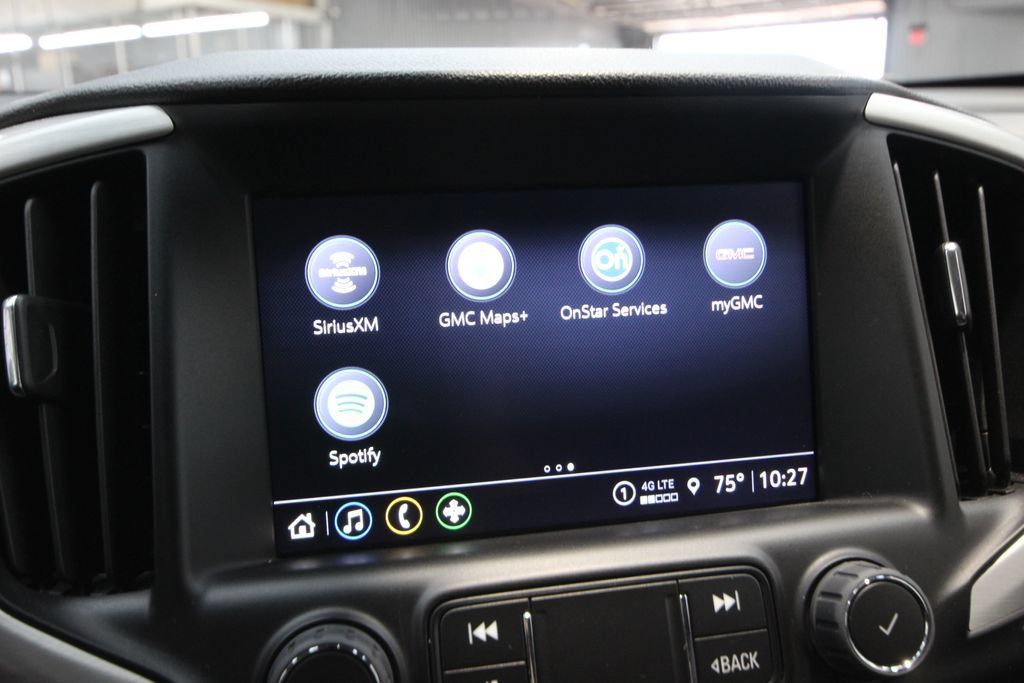 Used 2023 GMC Terrain SLT AWD/4WD image 24