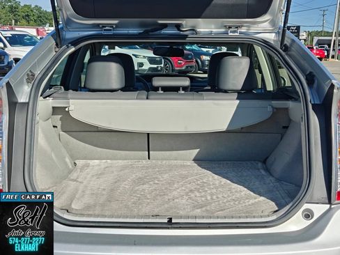 Used 2012 Toyota Prius Four w/ Deluxe Solar Roof Pkg FWD image 21