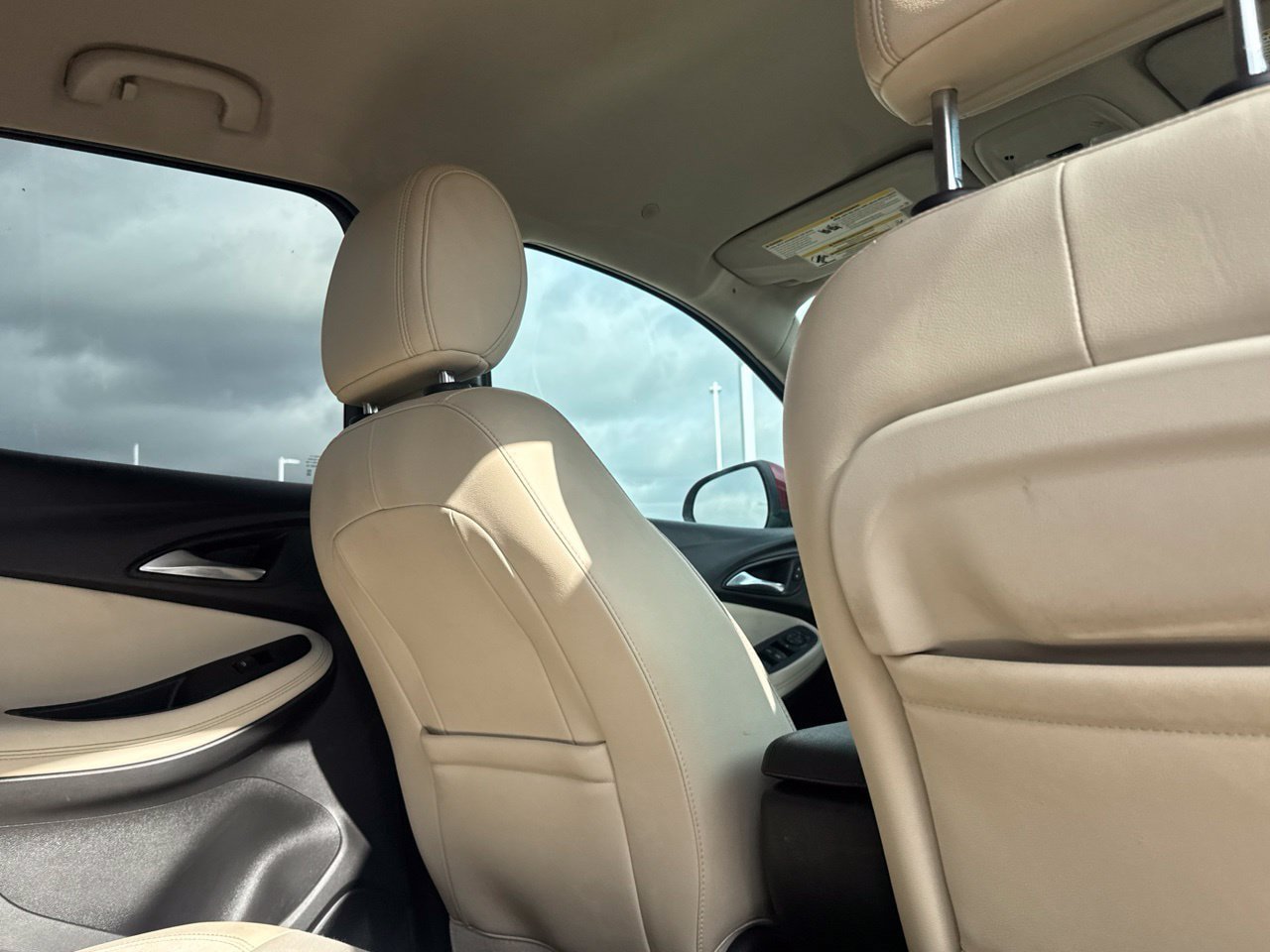 Used 2020 Buick Encore GX Preferred FWD image 35