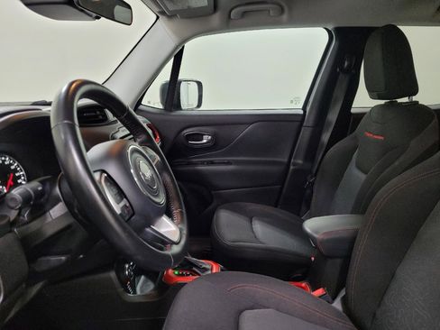 Used 2017 Jeep Renegade Trailhawk image 17