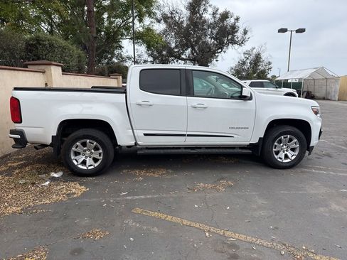 Used 2021 Chevrolet Colorado LT RWD image 3