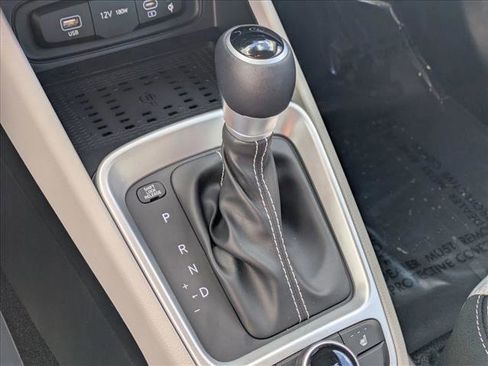 New 2026 Hyundai Venue SEL image 13