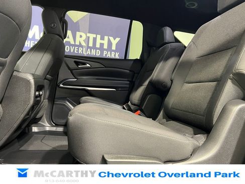 Used 2024 Chevrolet Traverse LT w/ Trailering Package FWD image 24