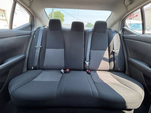 Used 2025 Nissan Sentra SV FWD image 36