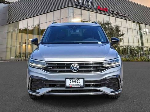 Used 2023 Volkswagen Tiguan SE R-Line image 6
