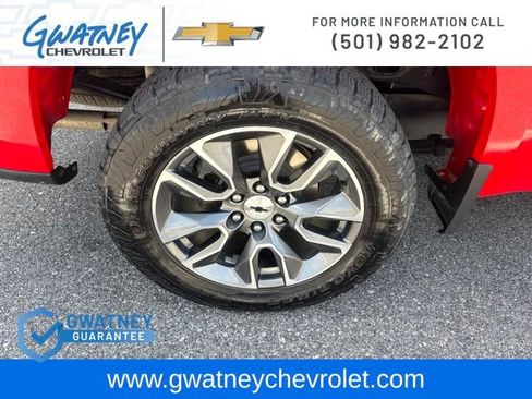 Used 2023 Chevrolet Silverado 1500 RST w/ Convenience Package II AWD/4WD image 12