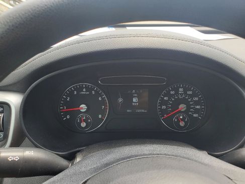 Used 2016 Kia Sorento FWD image 18