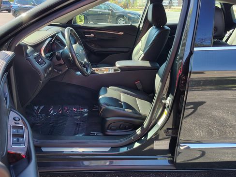 Used 2015 Chevrolet Impala LTZ image 8