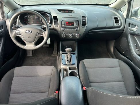 Used 2018 Kia Forte LX FWD image 25