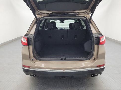 Used 2018 Chevrolet Equinox Premier FWD image 29