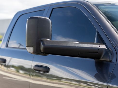 Used 2018 RAM 2500 Tradesman w/ Chrome Appearance Group AWD/4WD image 36