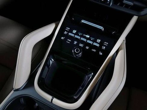 New 2026 Porsche Cayenne AWD/4WD image 16