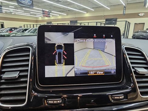 Used 2018 Mercedes-Benz GLS 550 4MATIC image 34