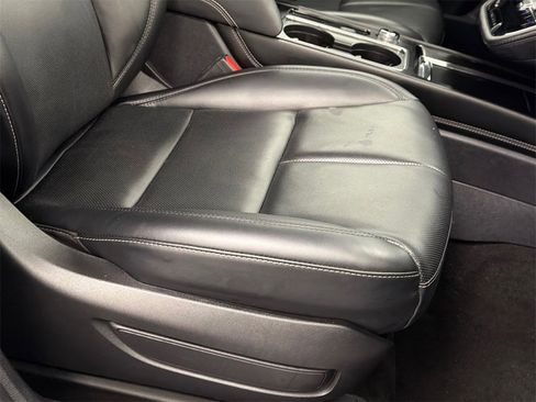 Used 2022 Lincoln Corsair AWD w/ Equipment Group 101A image 11