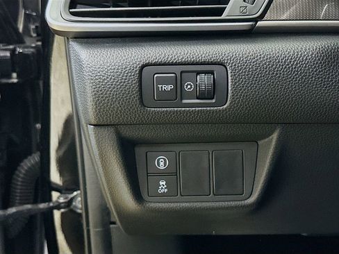 Used 2018 Honda Accord Sport image 12